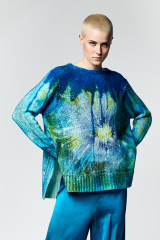 Avant Toi Liquid Art Round Neck Pullover Sweater With Slits