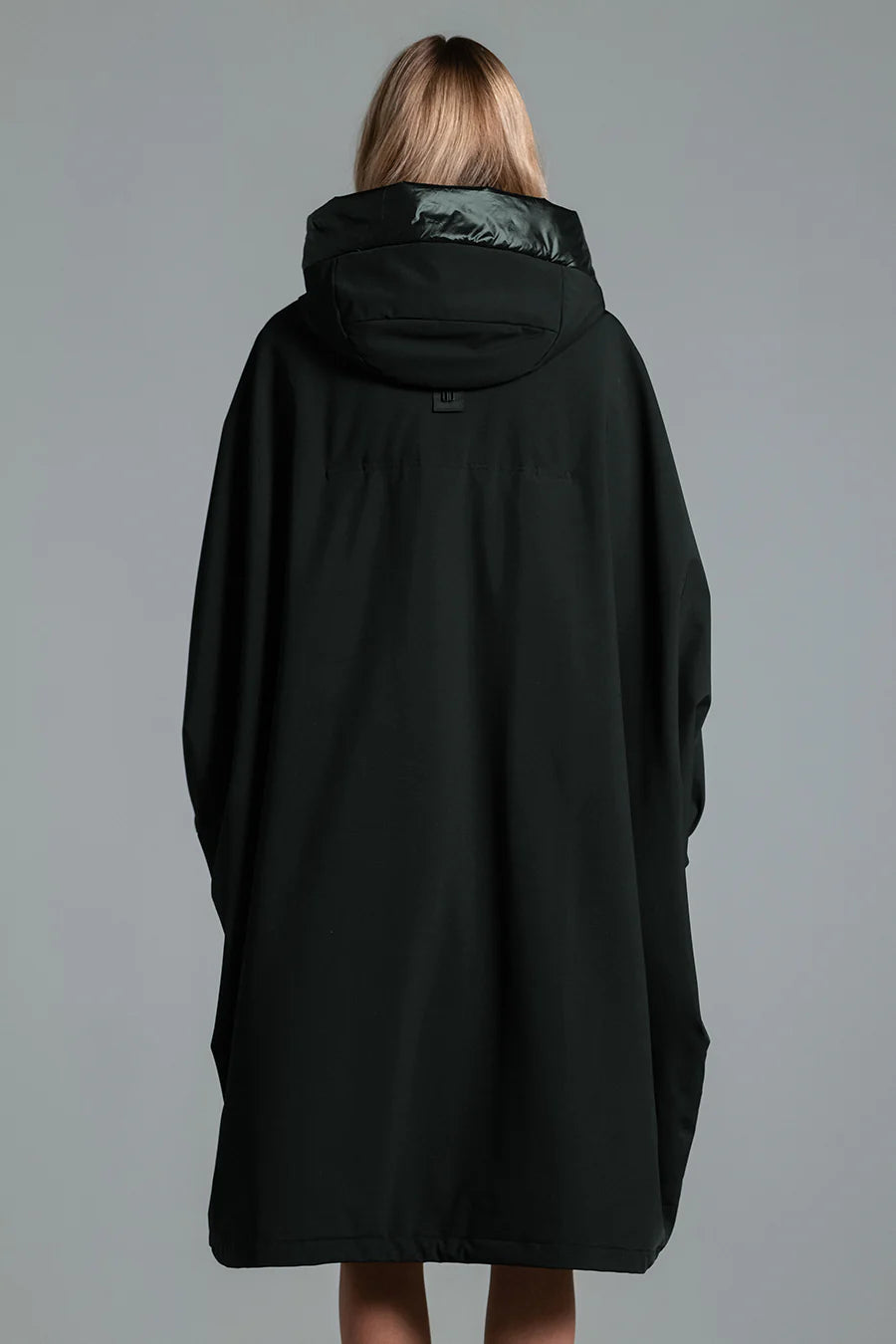 Duno Gavi Packable Padded Cape