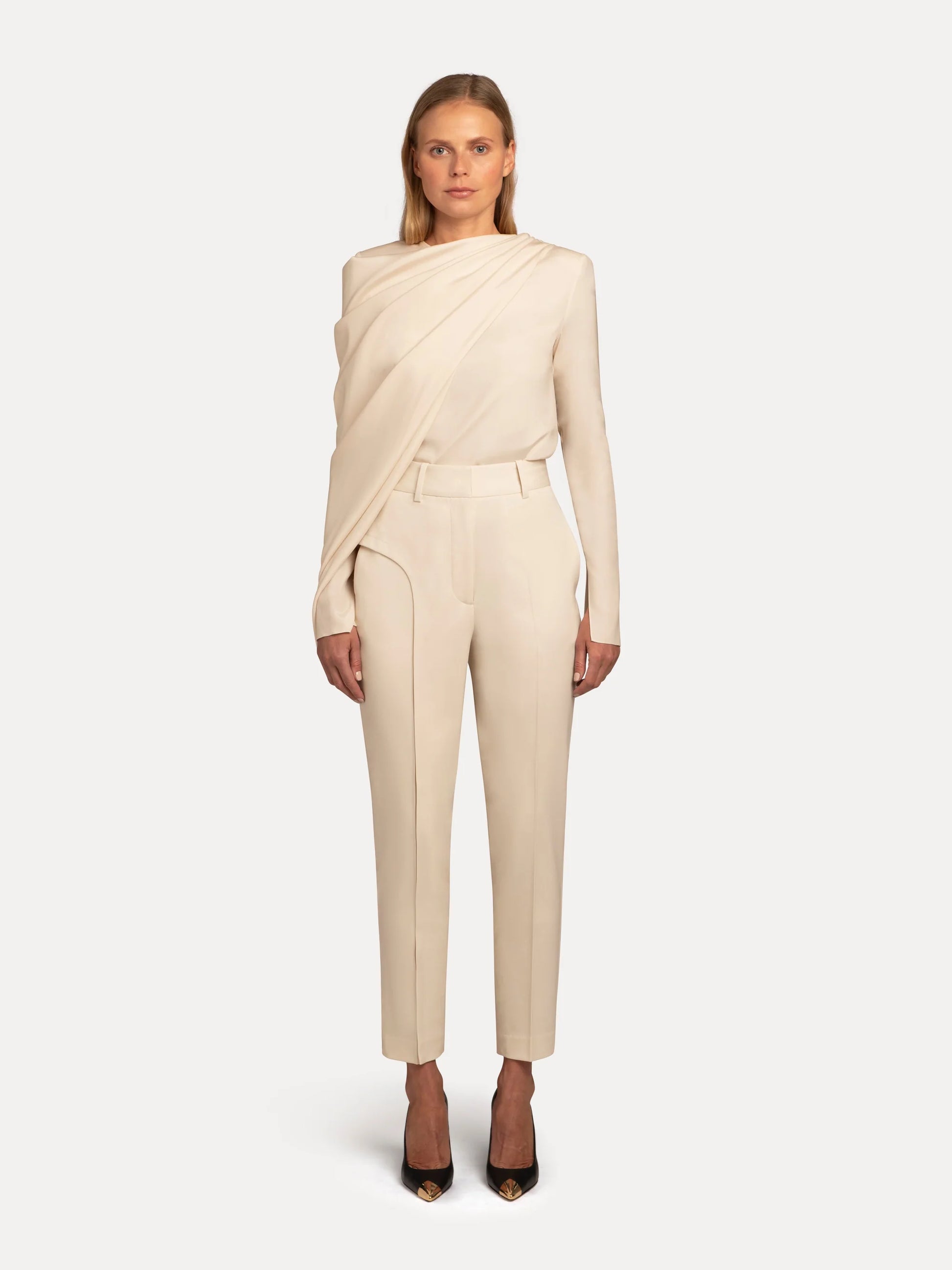 AISTE HONG DRAPED SHOULDER TOP