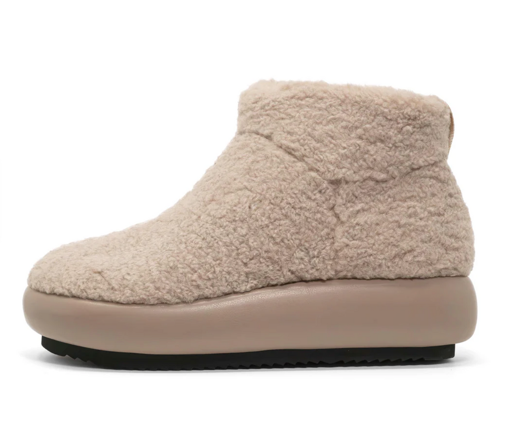 ROAM Fuzzy Magic Moon Bootie Cement Faux Shearling