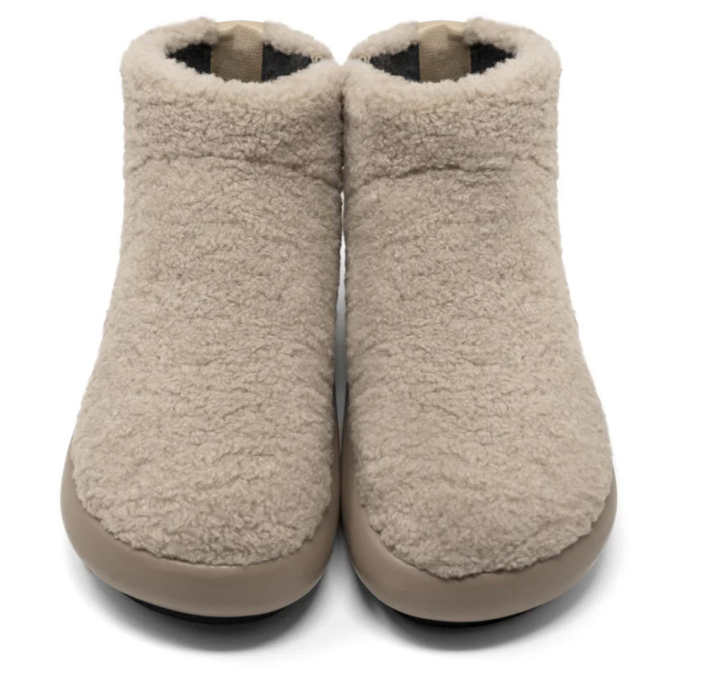 ROAM Fuzzy Magic Moon Bootie Cement Faux Shearling