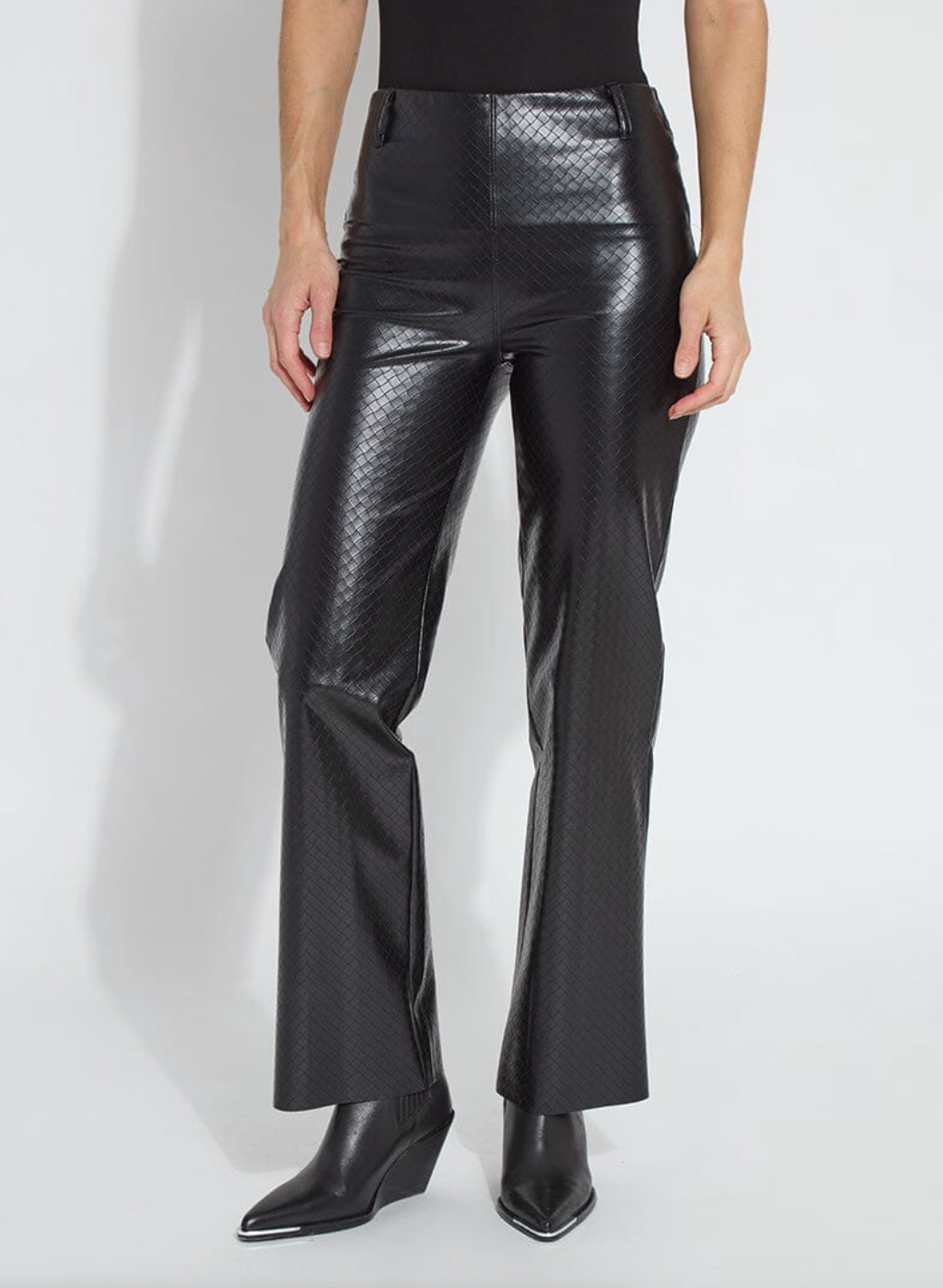 Lyssé Amara Straight Flare Woven Pant