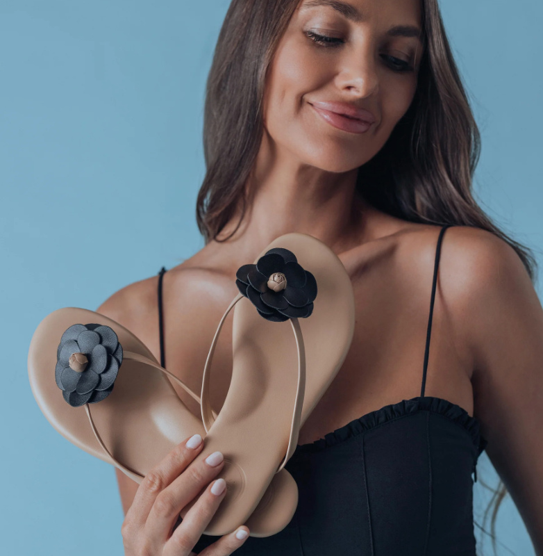 Solei Sea Valentina Flower Sandal Black