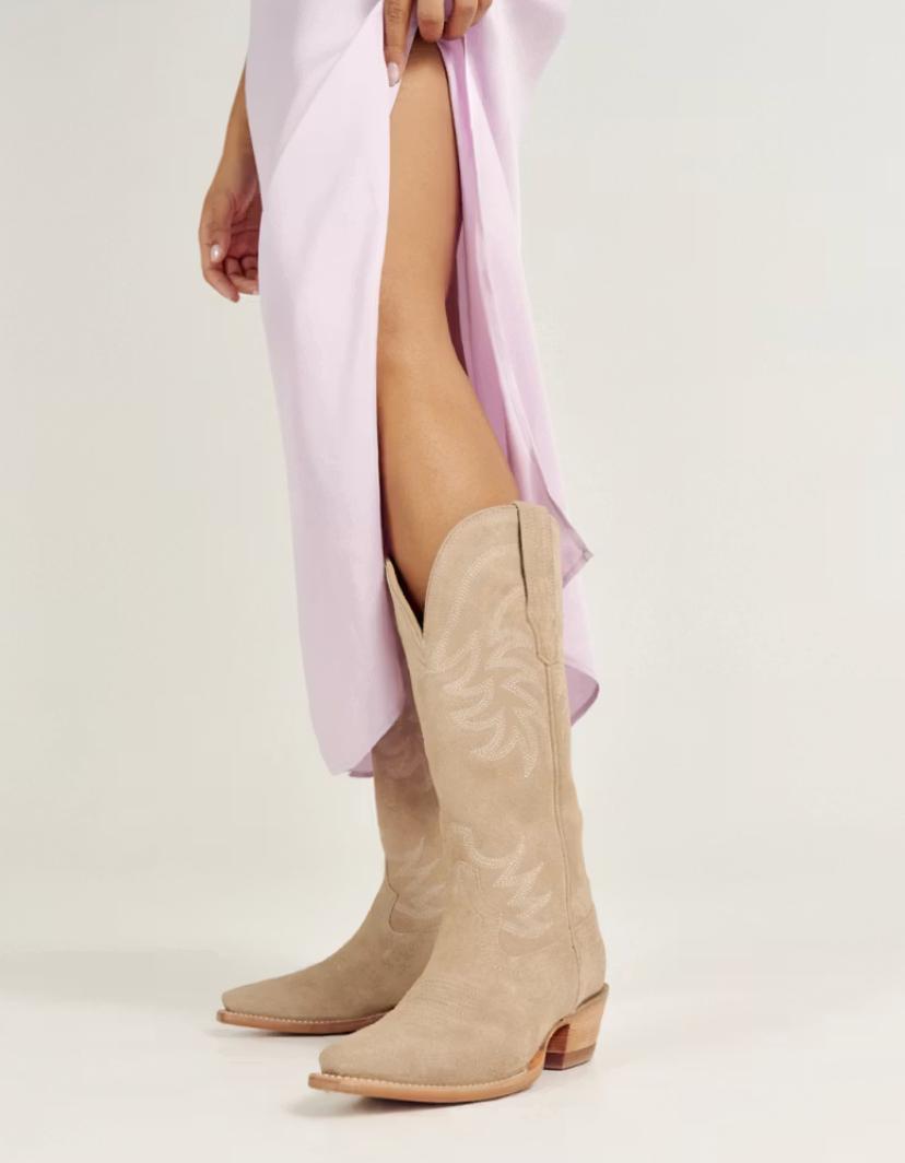 Tecovas Annie Suede Fawn B-Average Boots
