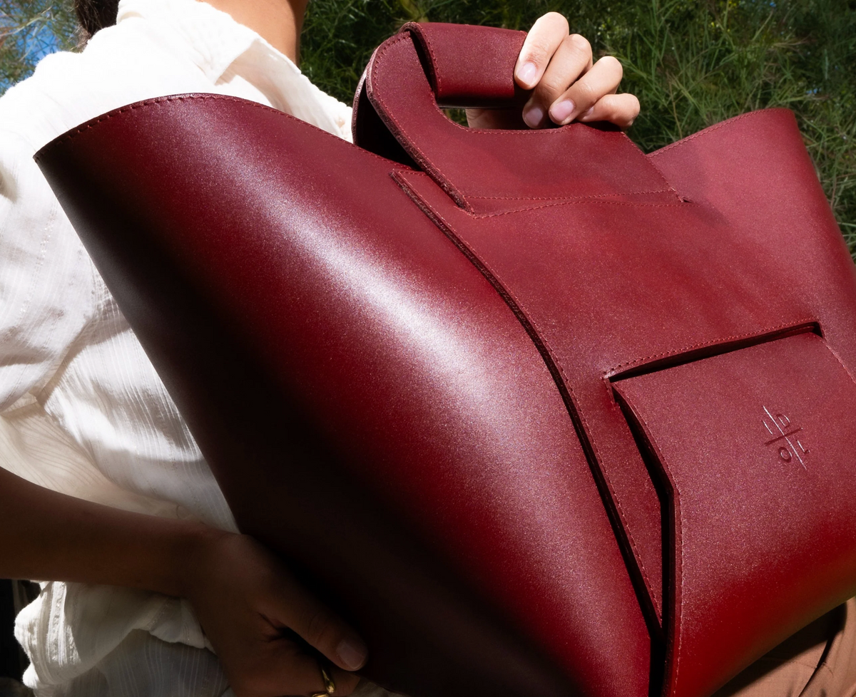 BYIDOL Purpose Bag Merlot