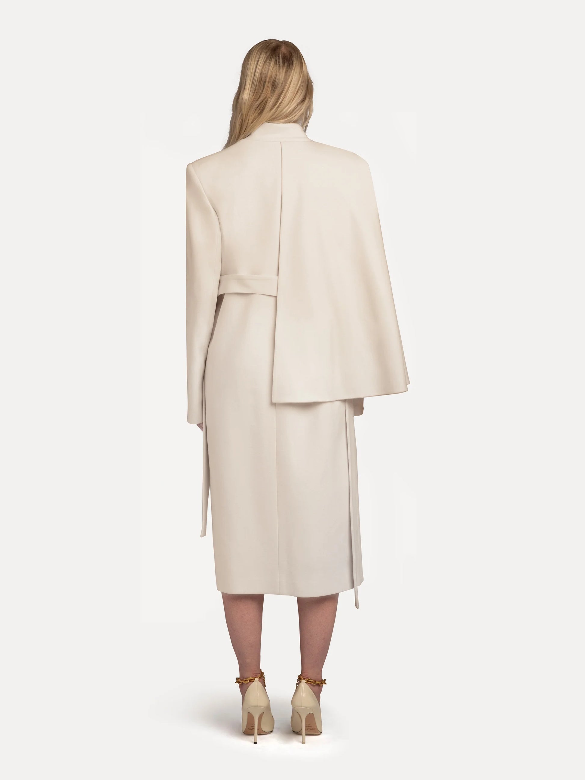 AISTE HONG ASYMMETRIC CAPE COAT