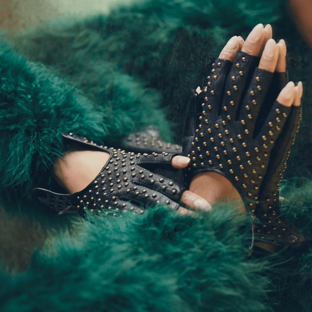 Seymoure UNISEX 3/4 Fingerless Driving Gloves with Studs