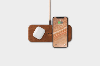 Courant Catch:2 Multi-device Wireless Charger