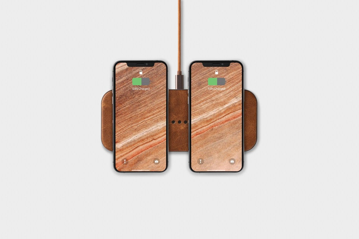 Courant Catch:2 Multi-device Wireless Charger