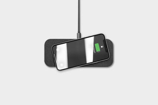 Courant Catch:2 Multi-device Wireless Charger
